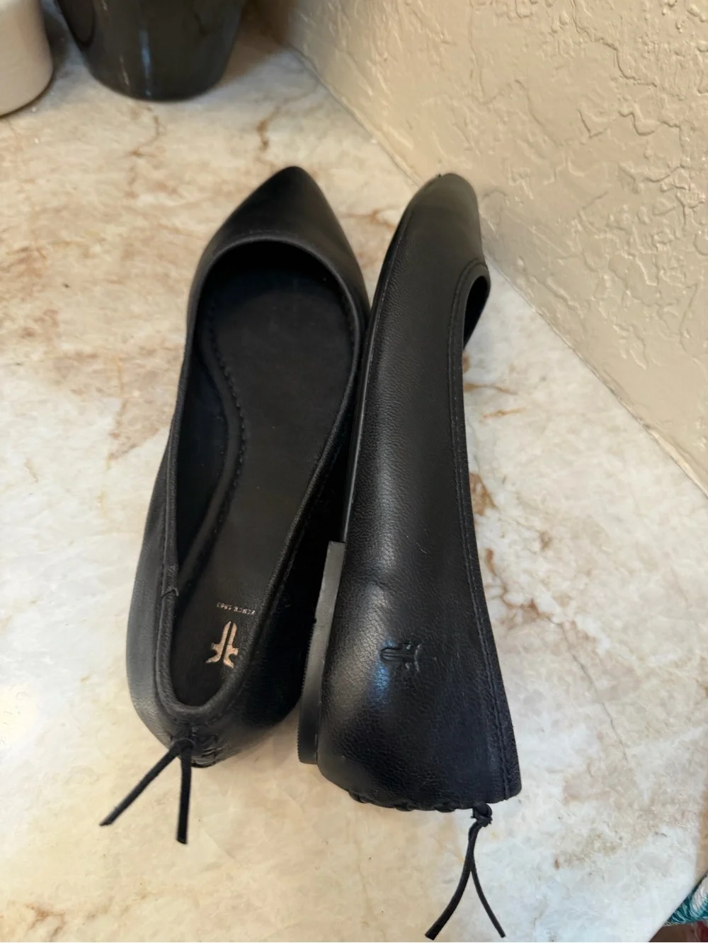 Frye “Regina” pointed flats black leather Sz 8-1/2